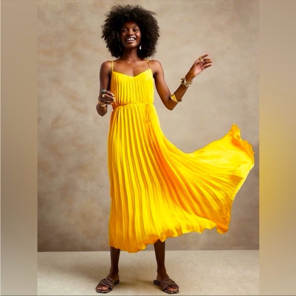 Banana Republic Radiant Midi Dress in Yellow Umbrella